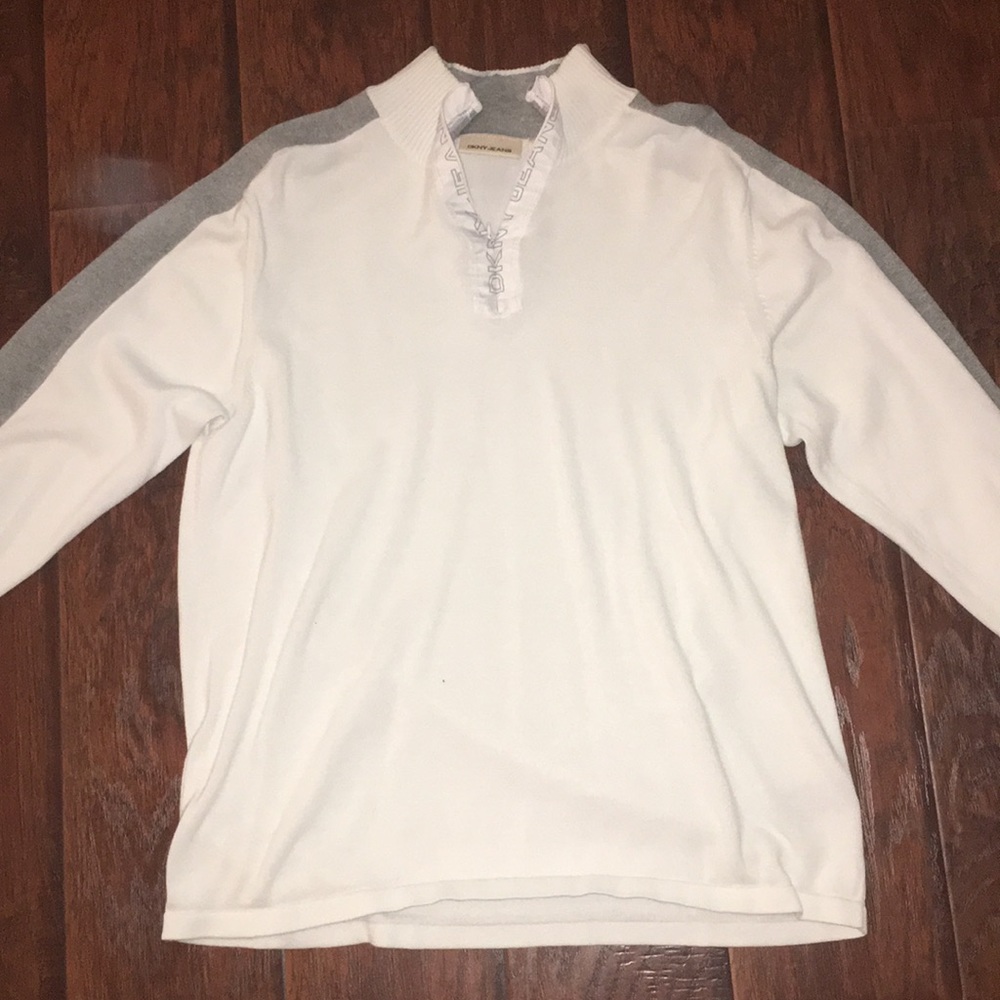 DKNY men White and gray sweater